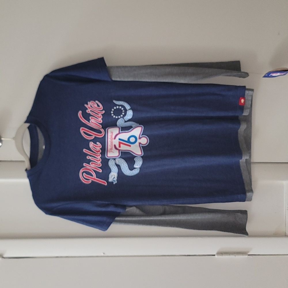NWT Sportige Philadelphia 76ers Phila Unite Logo Long Sleeve Tee Mens small